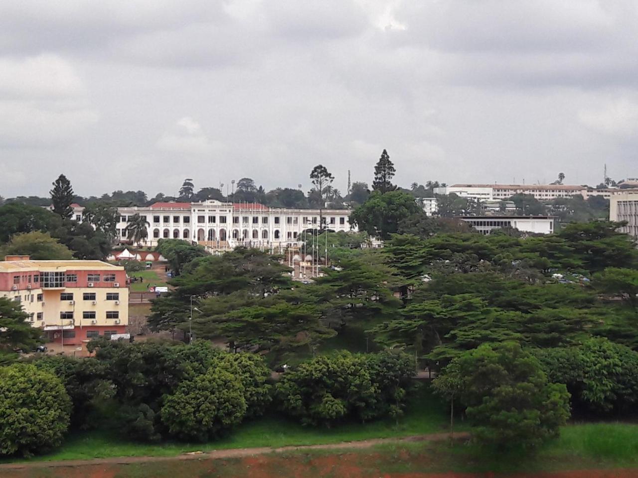 Djeug'Appart Hotel Yaoundé Eksteriør billede