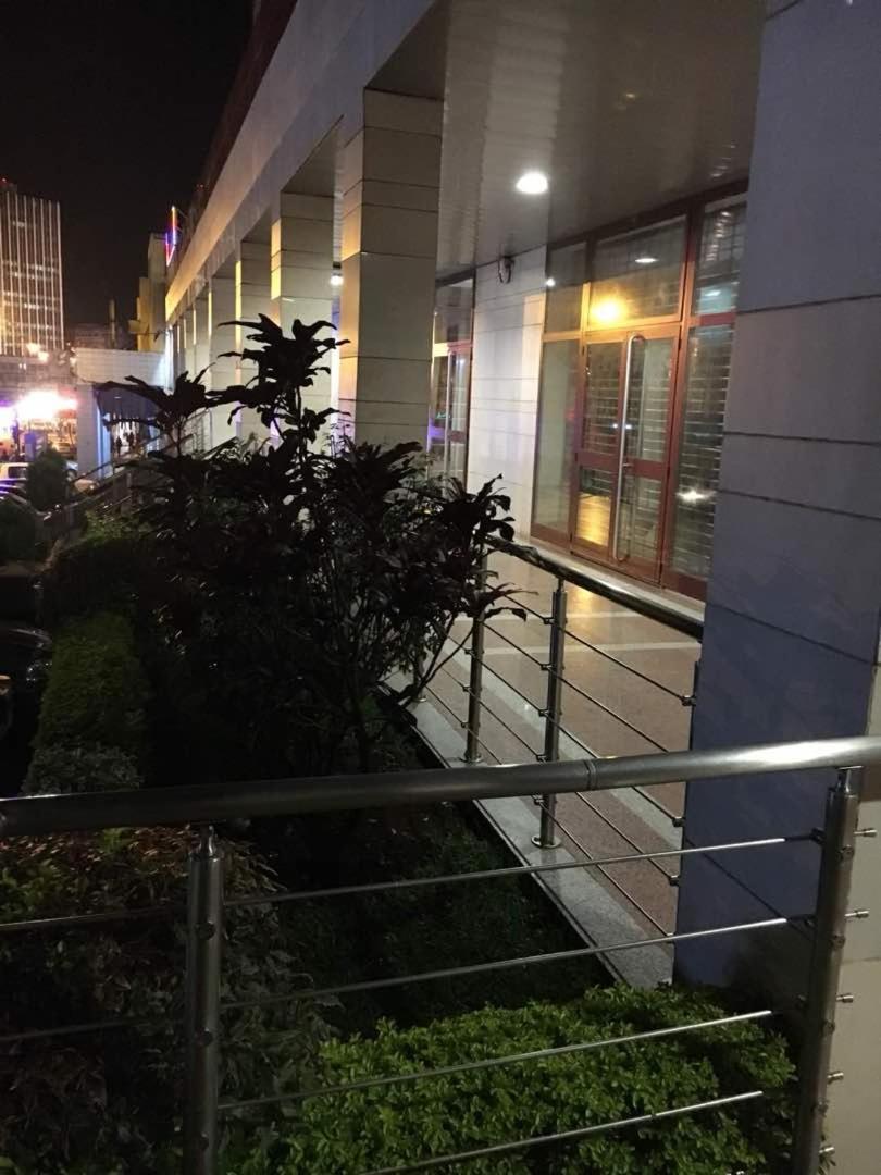Djeug'Appart Hotel Yaoundé Eksteriør billede